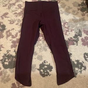 Lululemon/6/Maroon